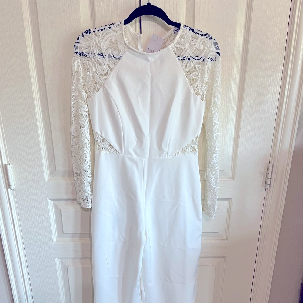 Amazing cream/white jumpsuit. Perfect for wedding, bridal shower, etc.
